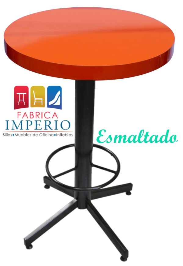 incluye pedestal pata de gallo