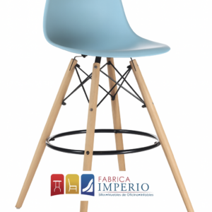 Alternative view of Banco Ejecutivo Negro